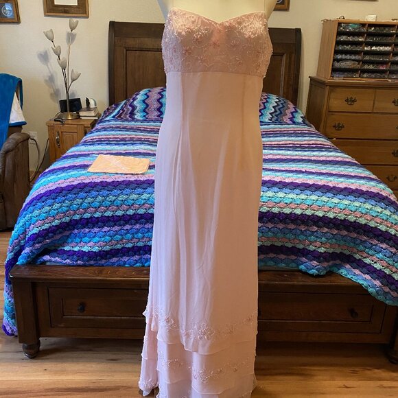 #35-36) Evening Gown: Carnation Breeze - Picture 1 of 9